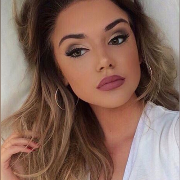 Bobbi Brown Luxe Lip Color in Rose 5 - Picture 7 of 13